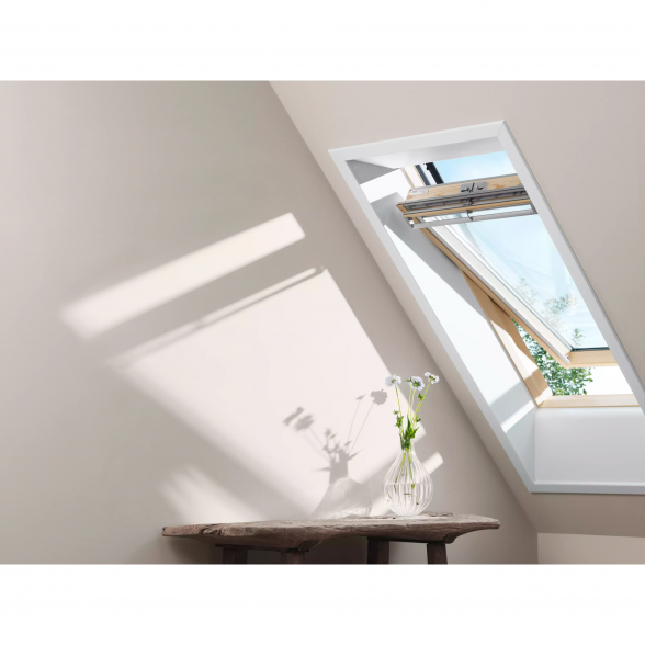 Stogo langas su viršutine rankena VELUX Premium GGL 3066, 66x140cm 1